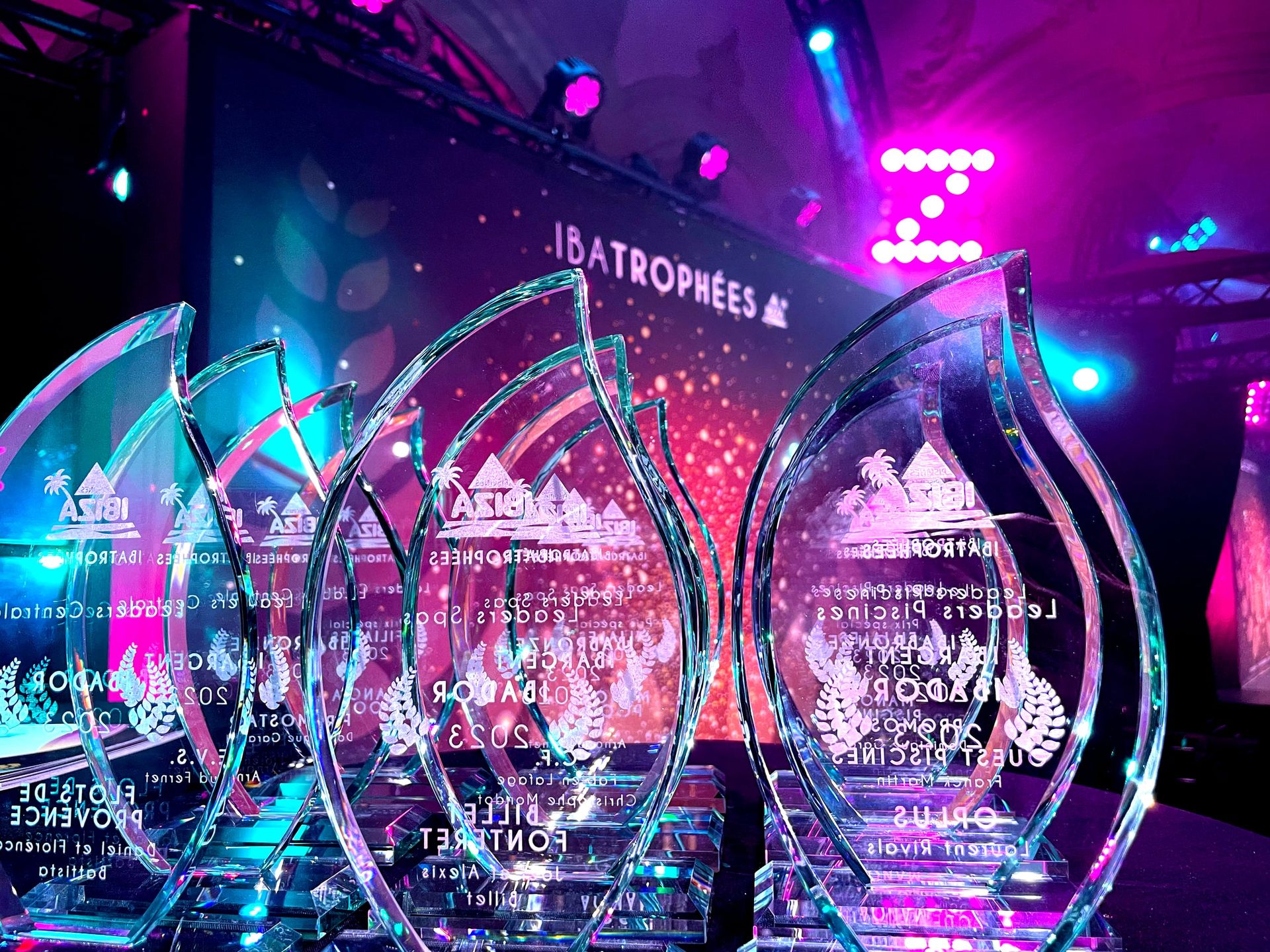 Trophées remis lors de la convention annuelle Piscines Ibiza organisée par Liveworks